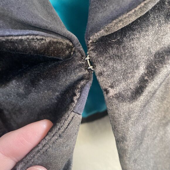 Abercrombie & Fitch Blazer Womens Medium Gray Blue Velvet Velour Cropped Jacket - Picture 6 of 15